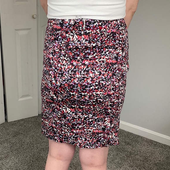 The Limited Pencil Skirt - Picture 2 of 4